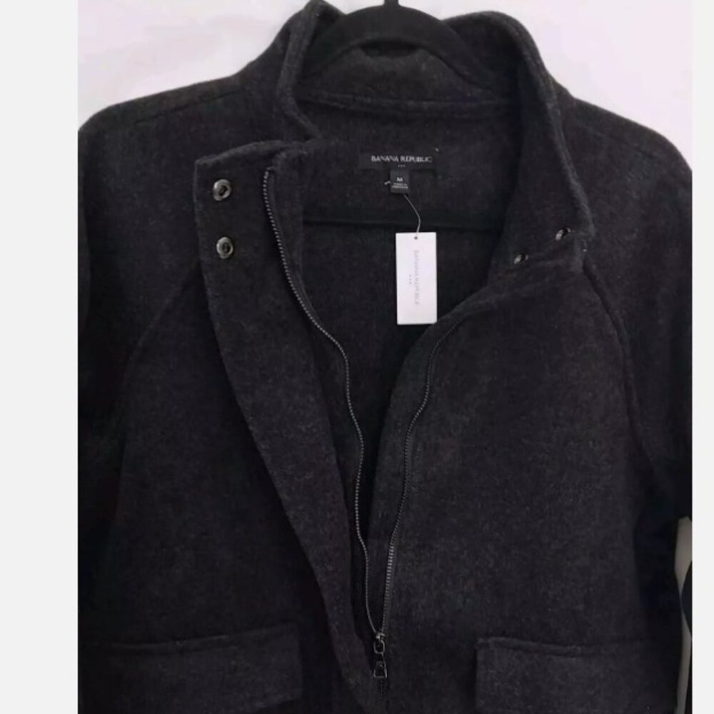Banana Republic Brushed Short Jacket. - Picture 3 of 4
